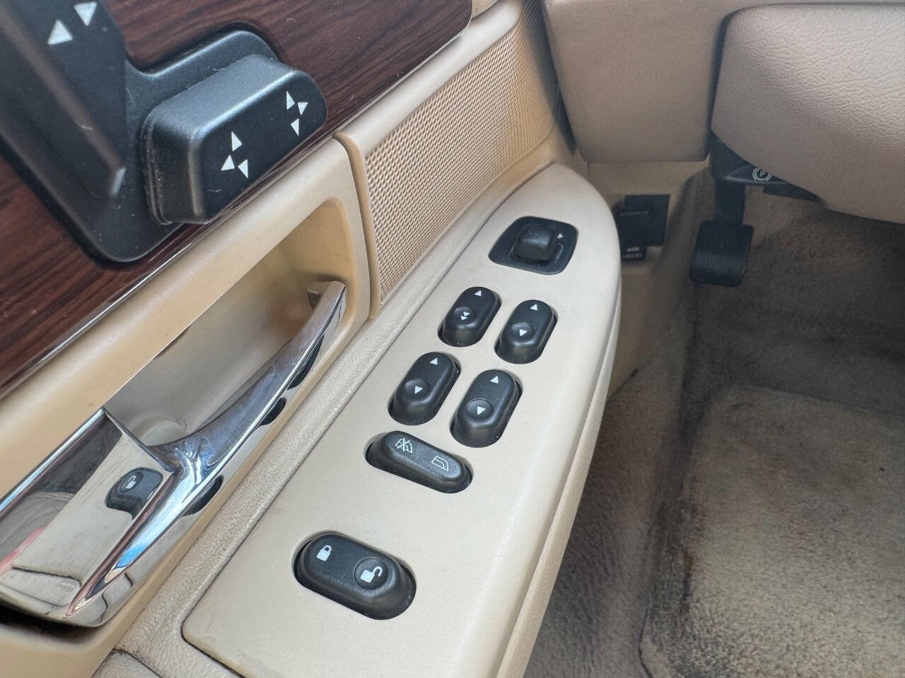 Used 2006 Mercury Grand Marquis LS image 15