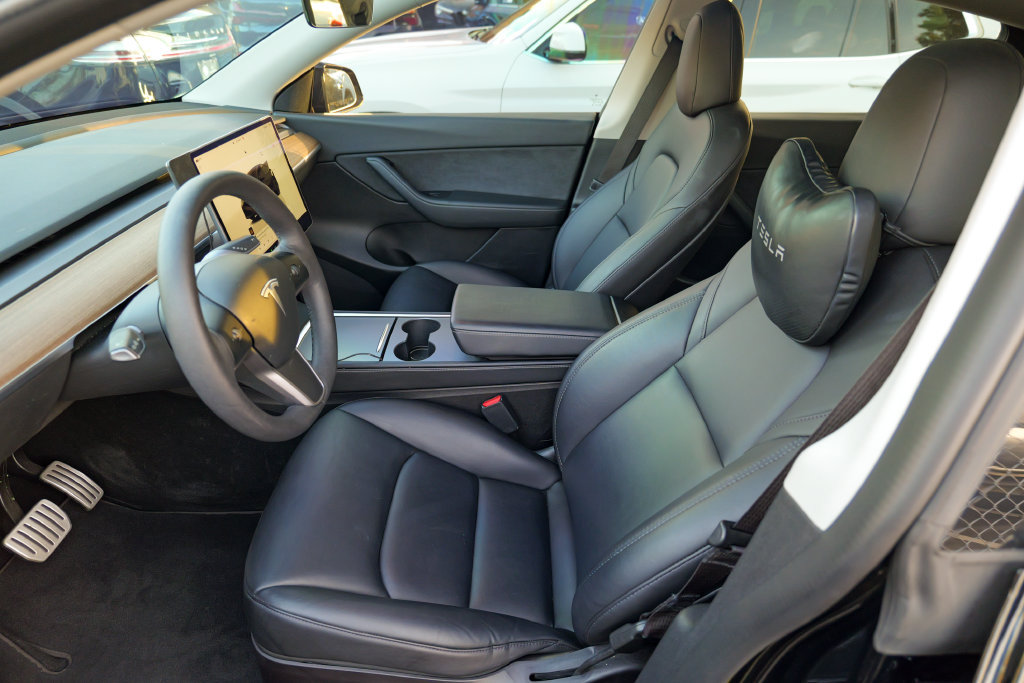 Used 2022 Tesla Model Y Performance AWD/4WD image 20