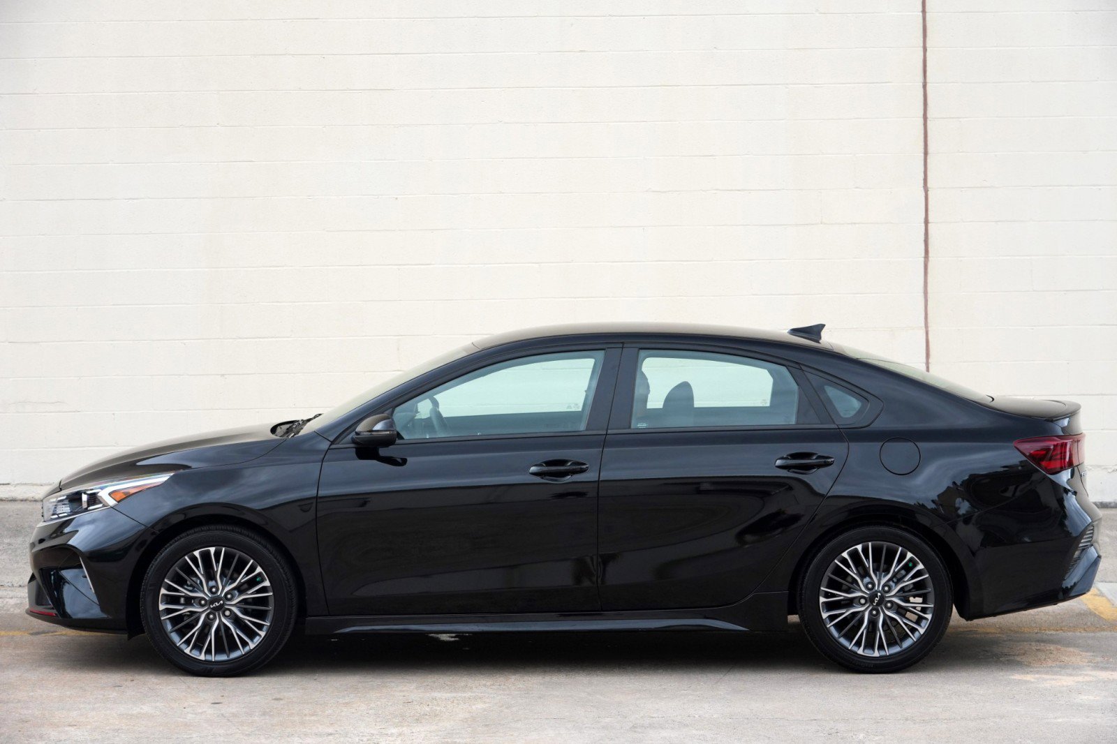 Used 2024 Kia Forte GT-Line FWD image 42
