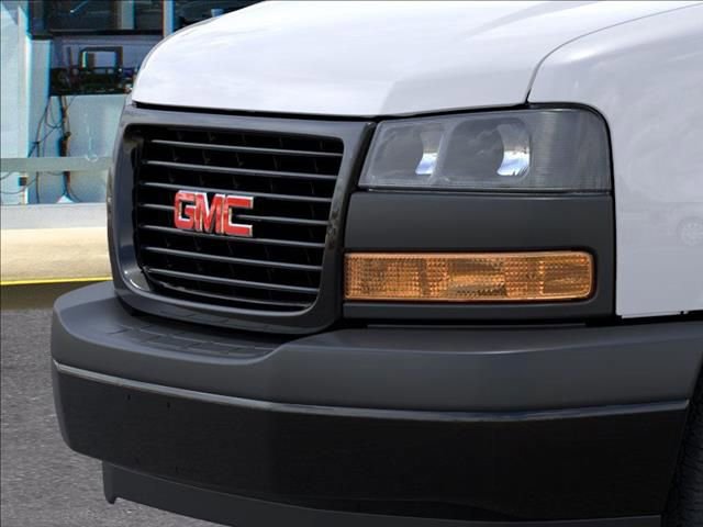 New 2026 GMC Savana 2500 RWD image 13