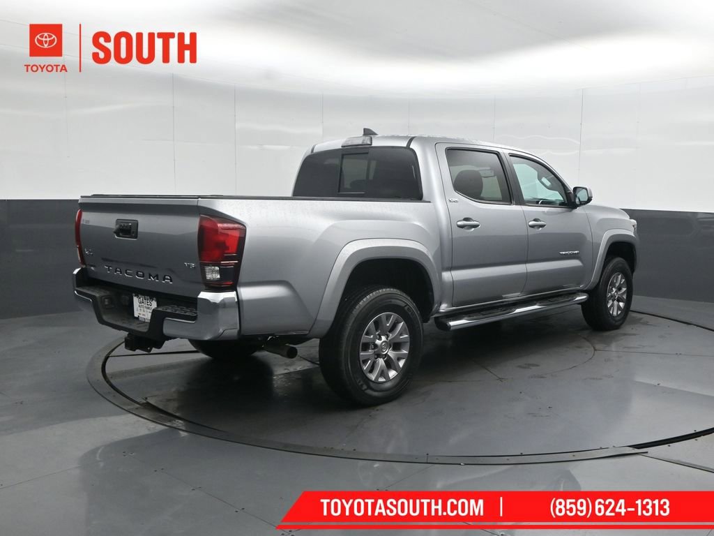 Used 2019 Toyota Tacoma SR5 image 2