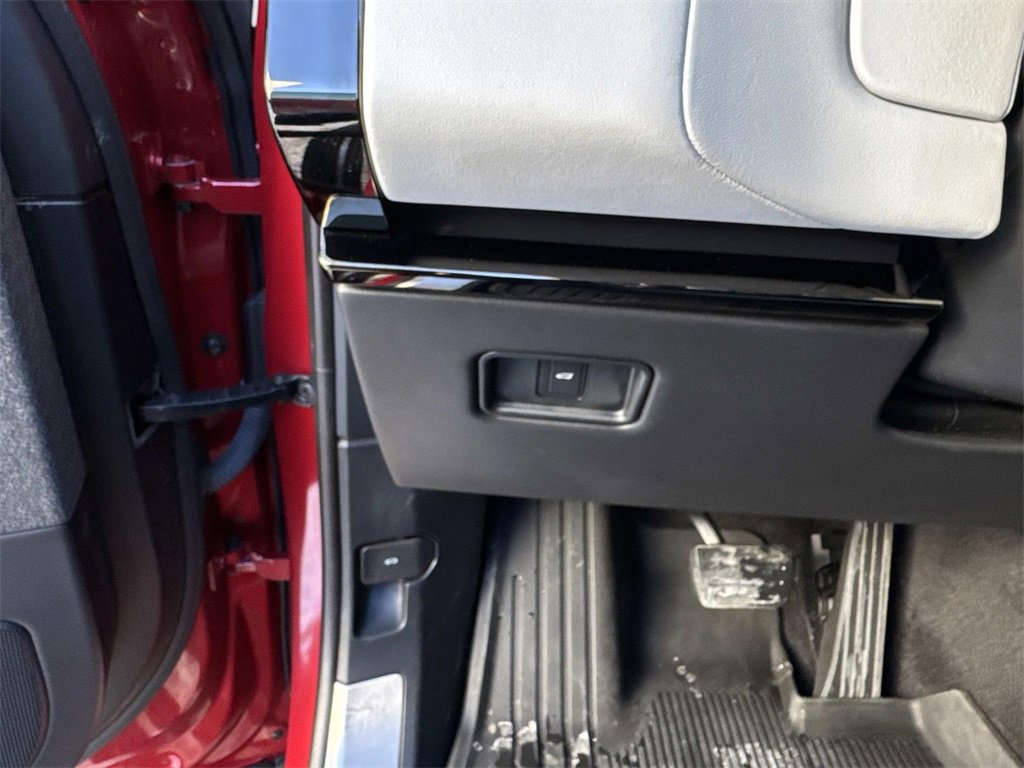 Used 2023 Land Rover Range Rover Sport SE image 28