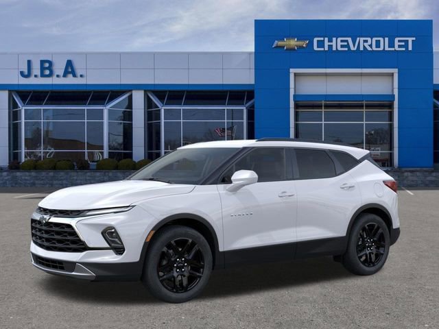 New 2026 Chevrolet Blazer LT w/ Convenience Package FWD image 2