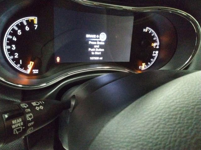 Used 2019 Jeep Grand Cherokee Limited image 26