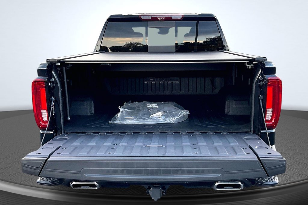 Used 2025 GMC Sierra 1500 Denali Ultimate AWD/4WD image 9