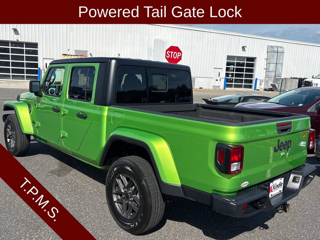 Used 2025 Jeep Gladiator Sport AWD/4WD image 25