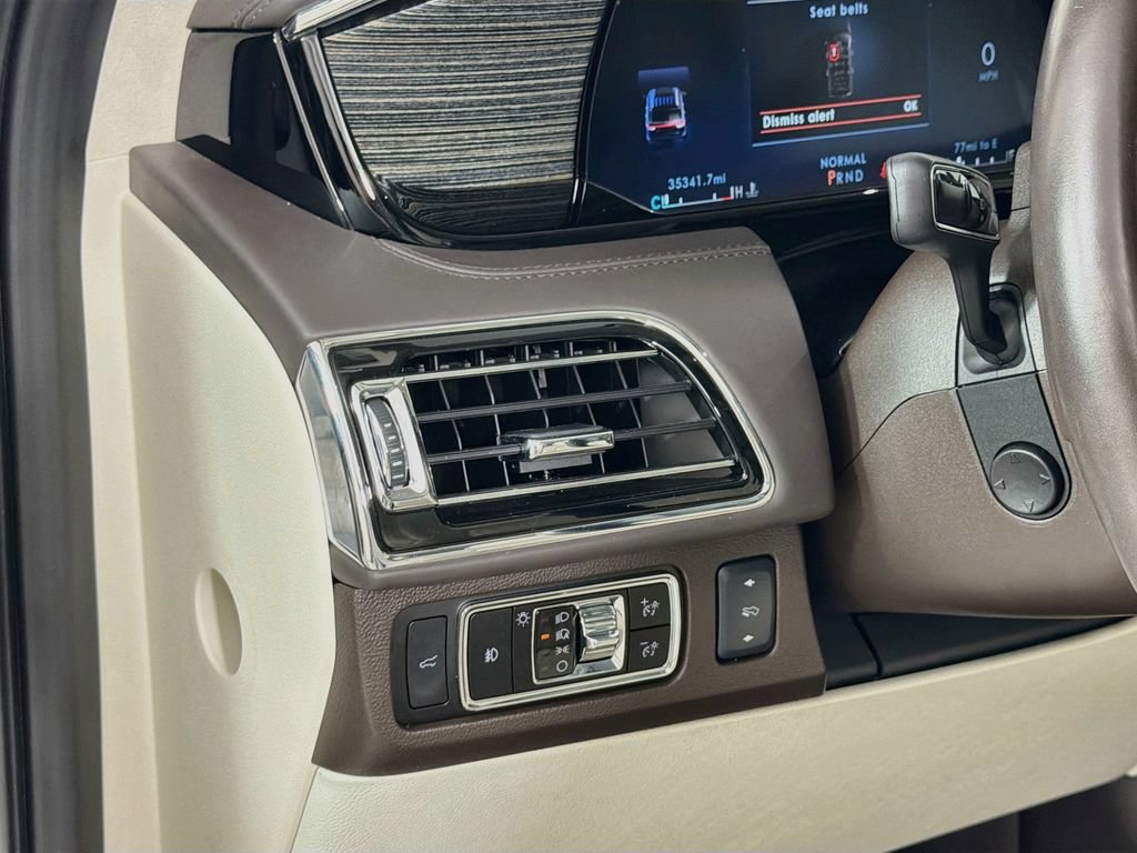 Used 2023 Lincoln Navigator L Black Label AWD/4WD image 10