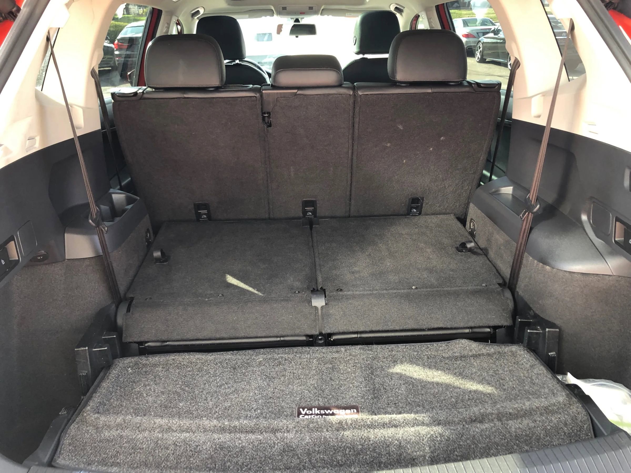 Used 2019 Volkswagen Tiguan SEL image 39