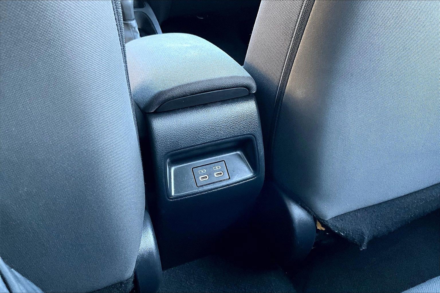 Used 2024 Toyota Corolla LE FWD image 9