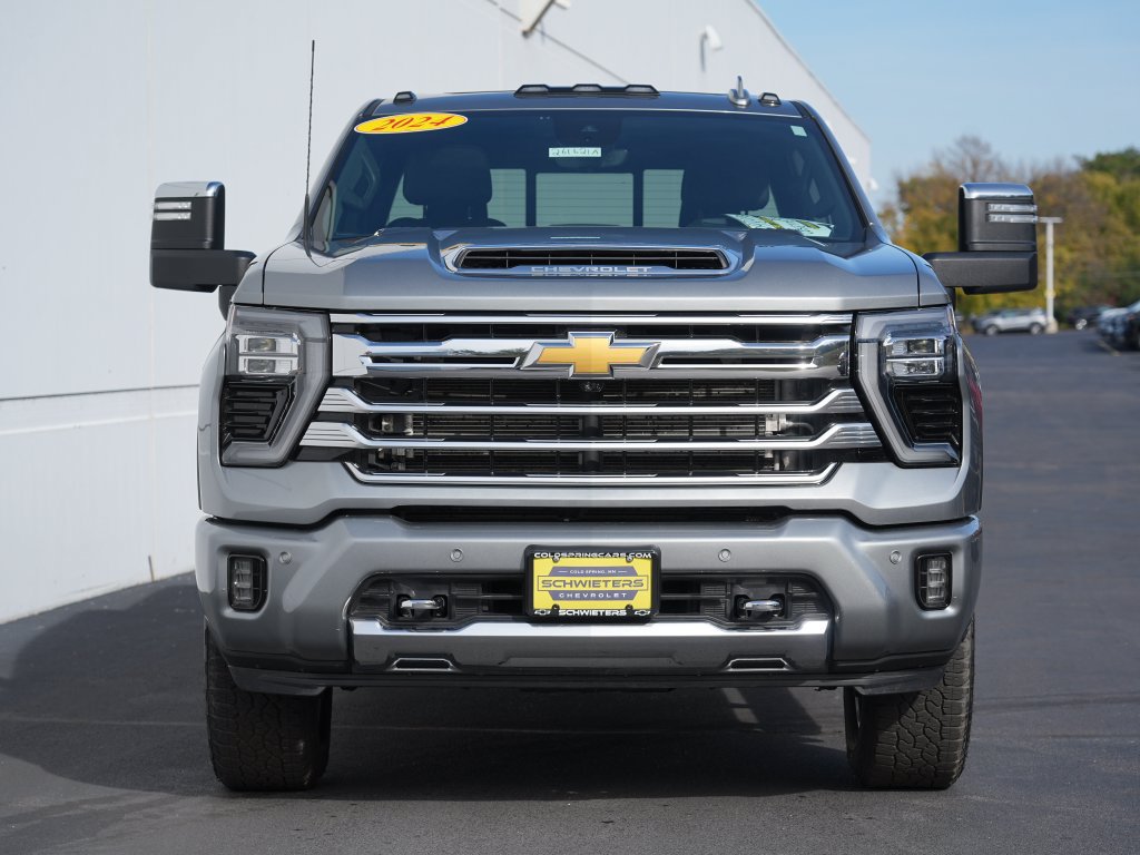 Certified 2024 Chevrolet Silverado 3500 High Country w/ High Country Premium Package AWD/4WD image 9