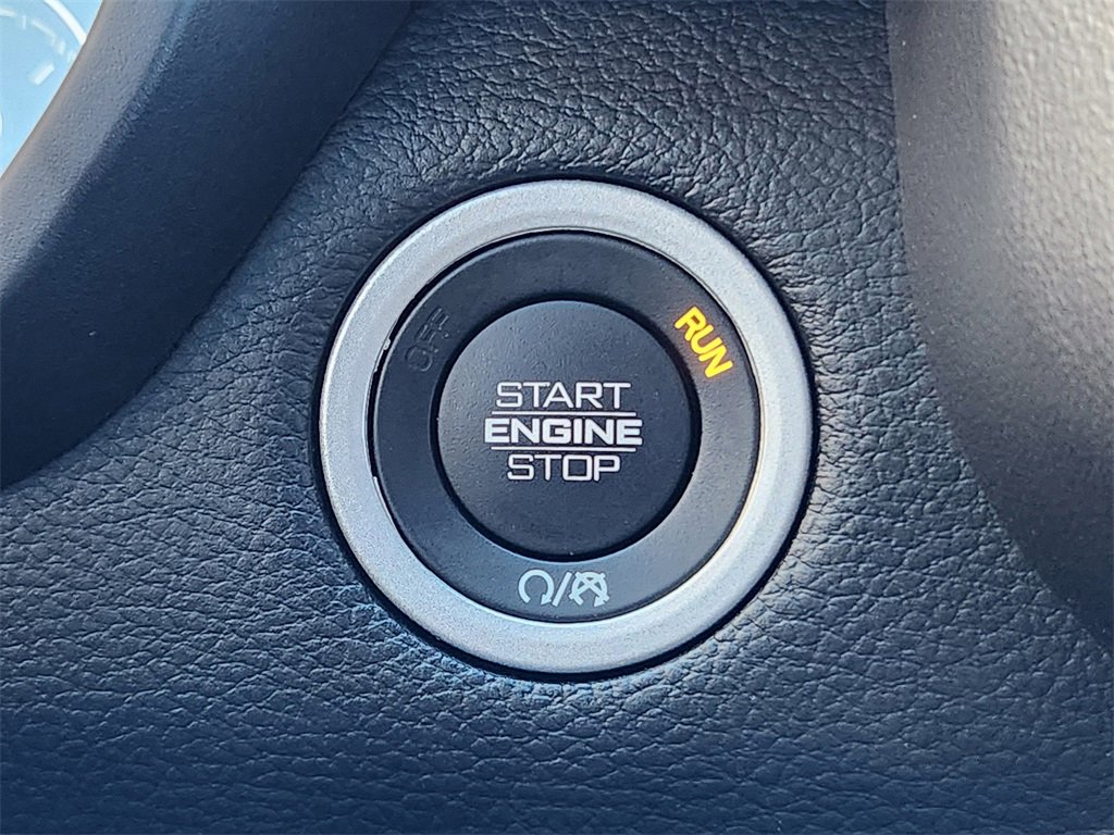 Used 2025 RAM 1500 Laramie image 23