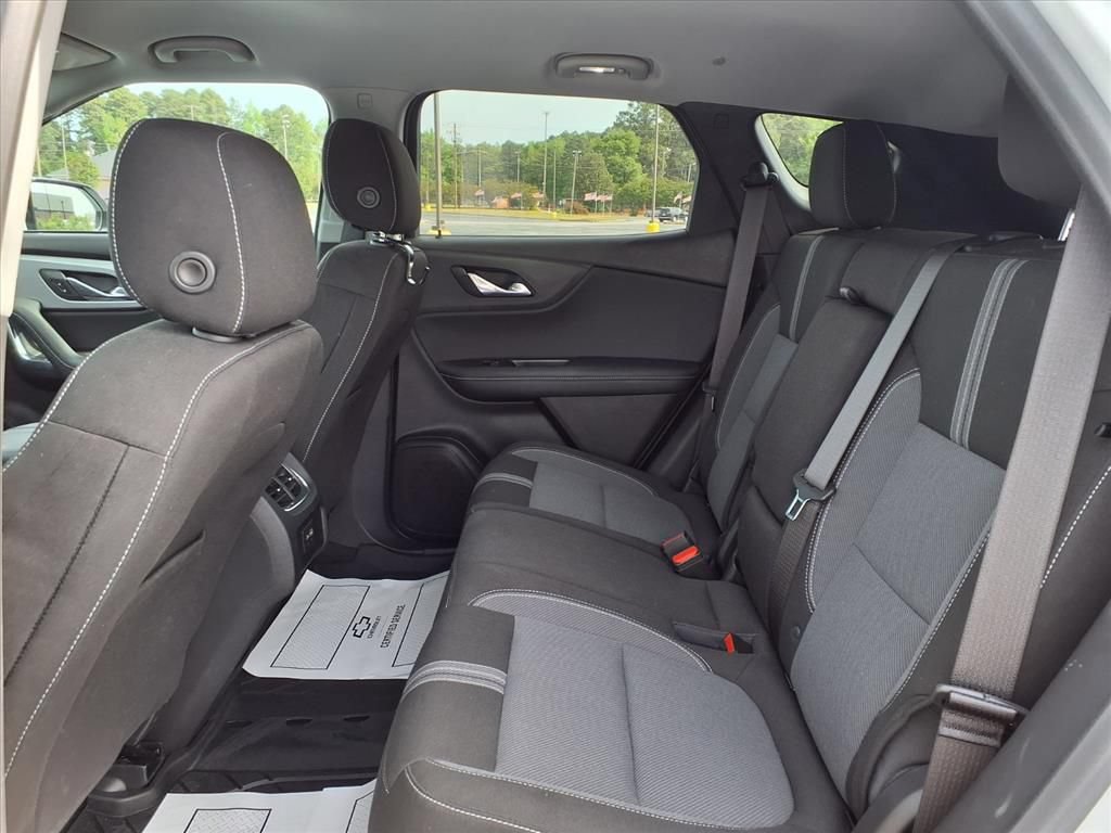 Used 2024 Chevrolet Blazer LT w/ Convenience Package FWD image 23