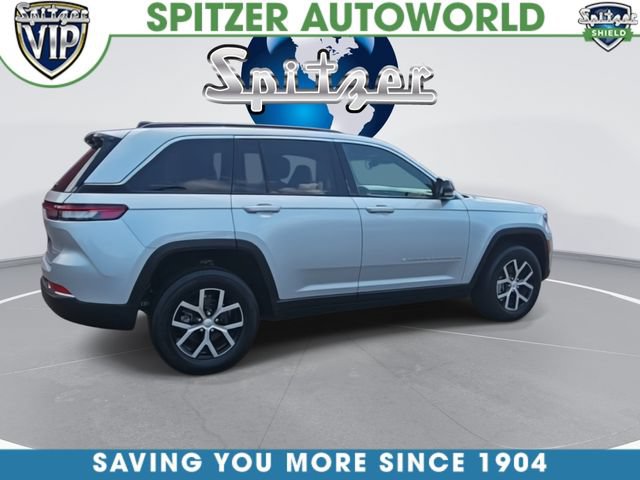 Used 2024 Jeep Grand Cherokee Limited AWD/4WD image 8