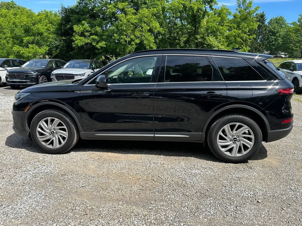 New 2026 Lincoln Corsair Premiere AWD/4WD image 2