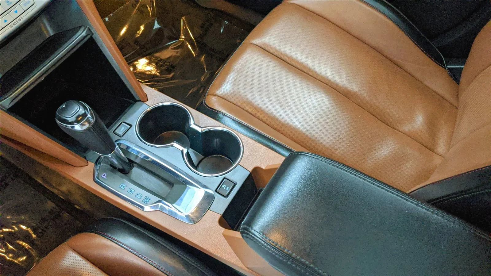 Used 2016 Chevrolet Equinox LTZ w/ Enhanced Convenience Package FWD image 22