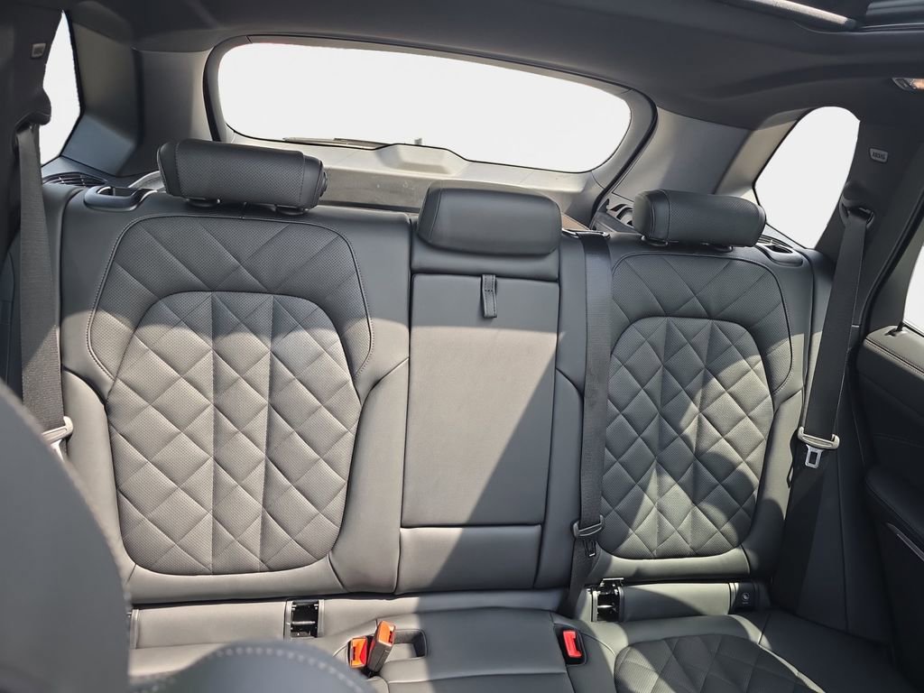 Used 2025 BMW X5 xDrive50e image 20