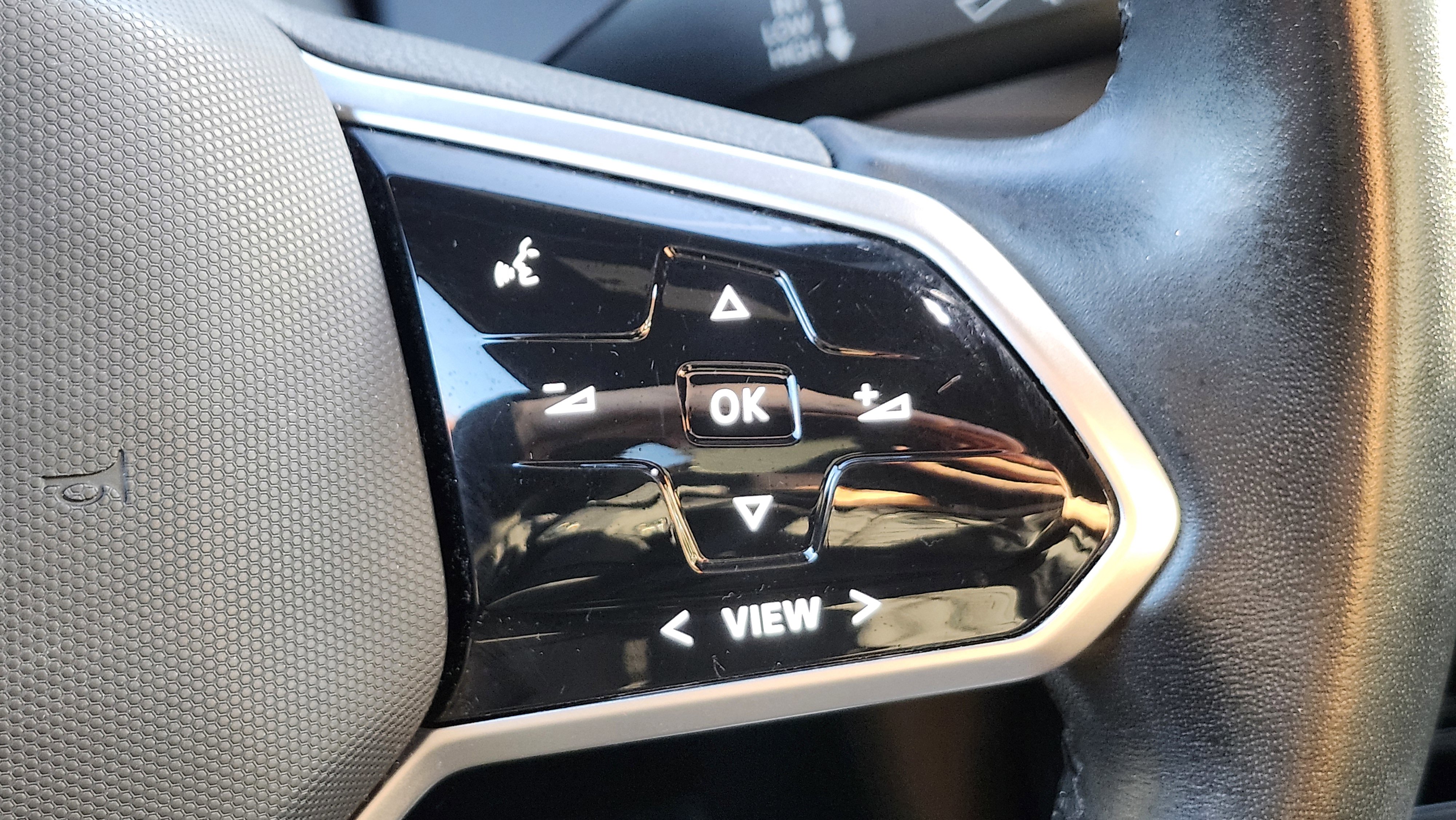 Used 2022 Volkswagen ID.4 Pro S image 31