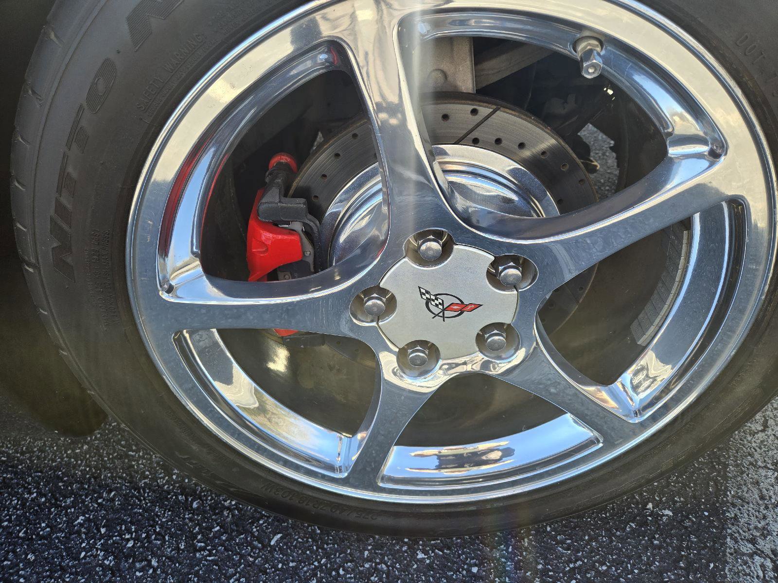 Used 2004 Chevrolet Corvette Convertible w/ Preferred Equipment Group image 17