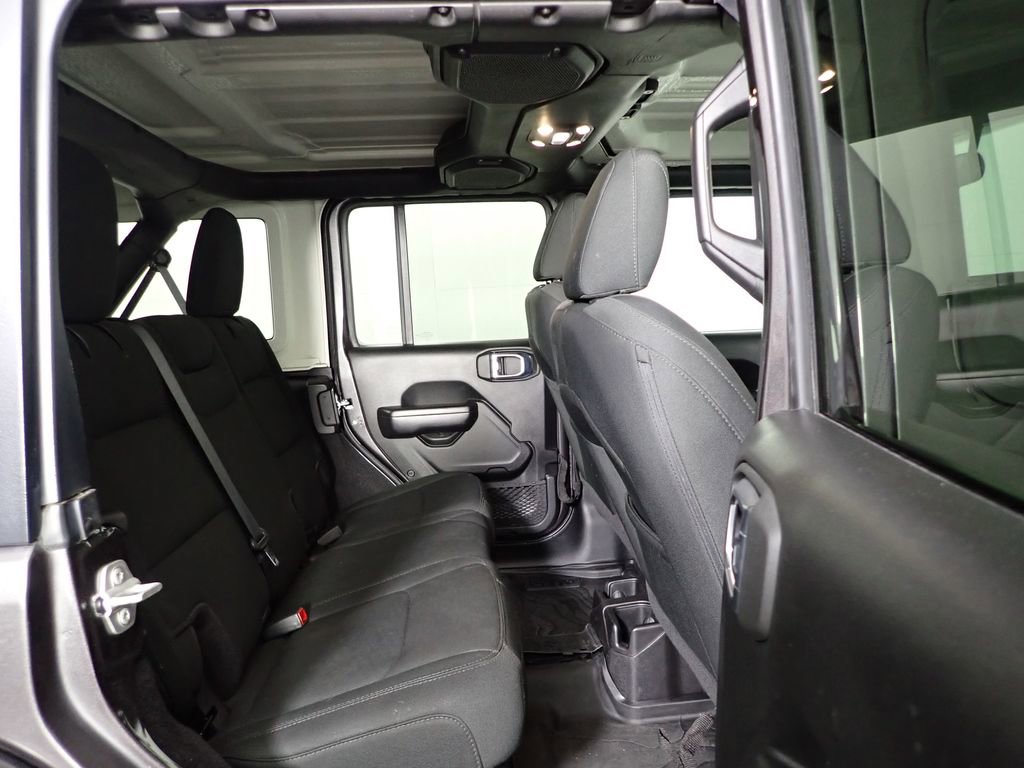 Used 2021 Jeep Wrangler Unlimited Sport image 36