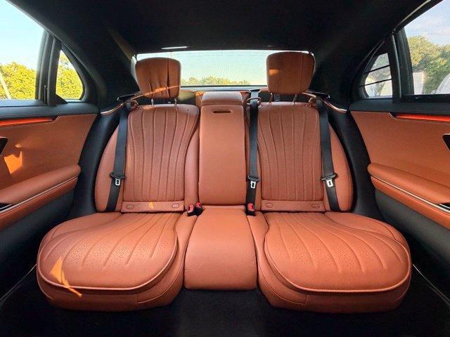 Used 2023 Mercedes-Benz S 500 4MATIC image 16