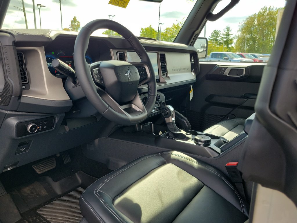 New 2026 Ford Bronco Outer Banks w/ Sasquatch Package AWD/4WD image 21