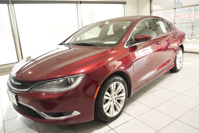 Used 2015 Chrysler 200 Limited w/ Comfort Group FWD image 5