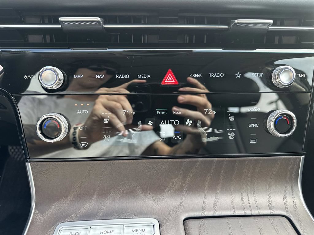 New 2026 Genesis G80 2.5T Advanced AWD/4WD image 16