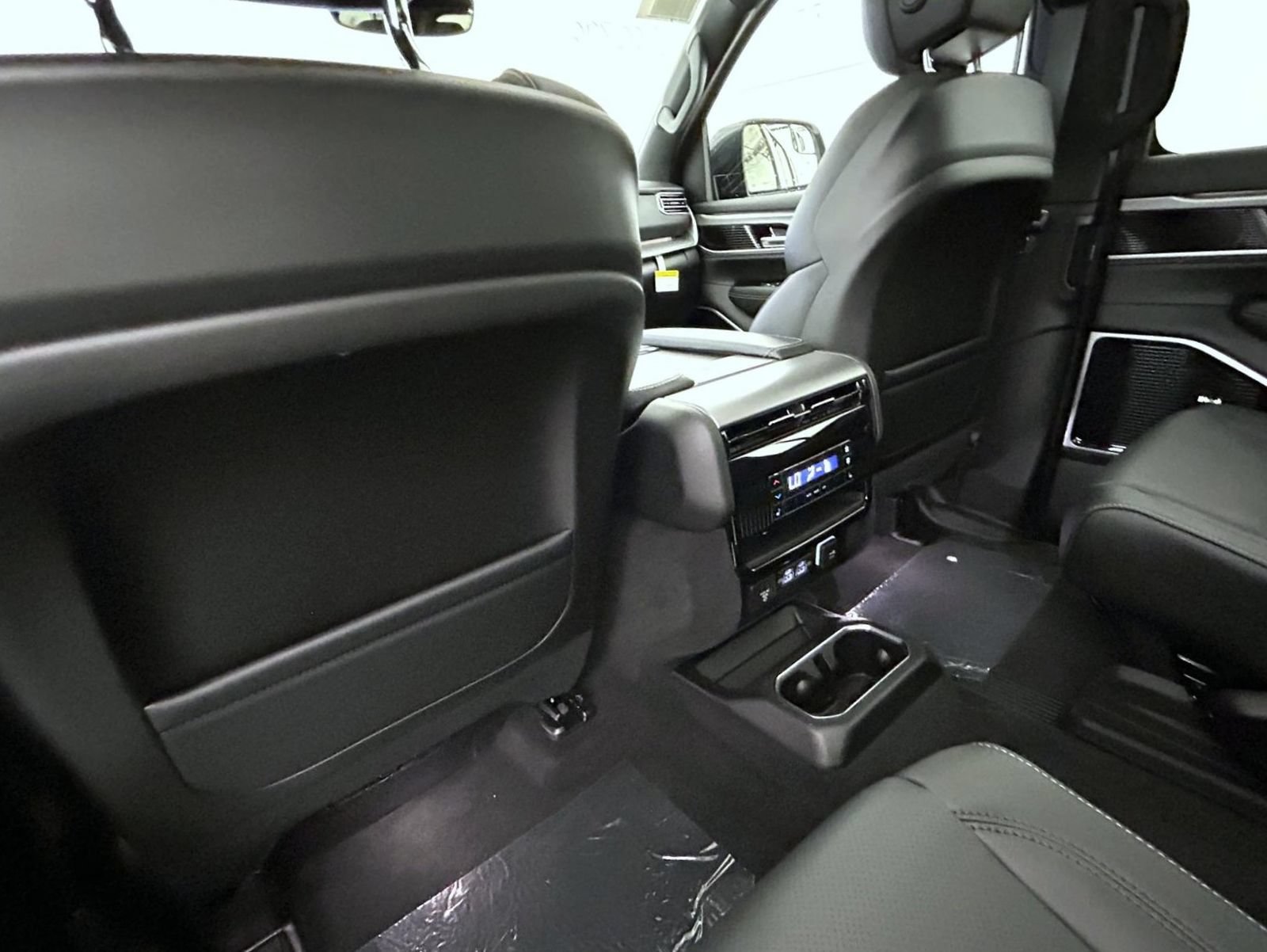 New 2026 Jeep Grand Wagoneer Limited AWD/4WD image 24
