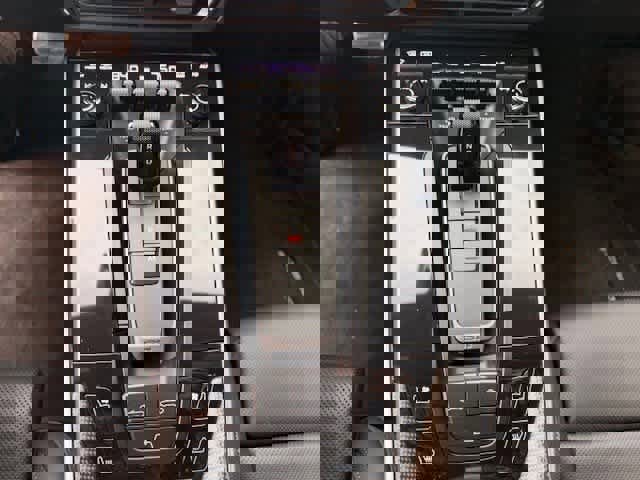 Used 2024 Porsche 911 Turbo image 18