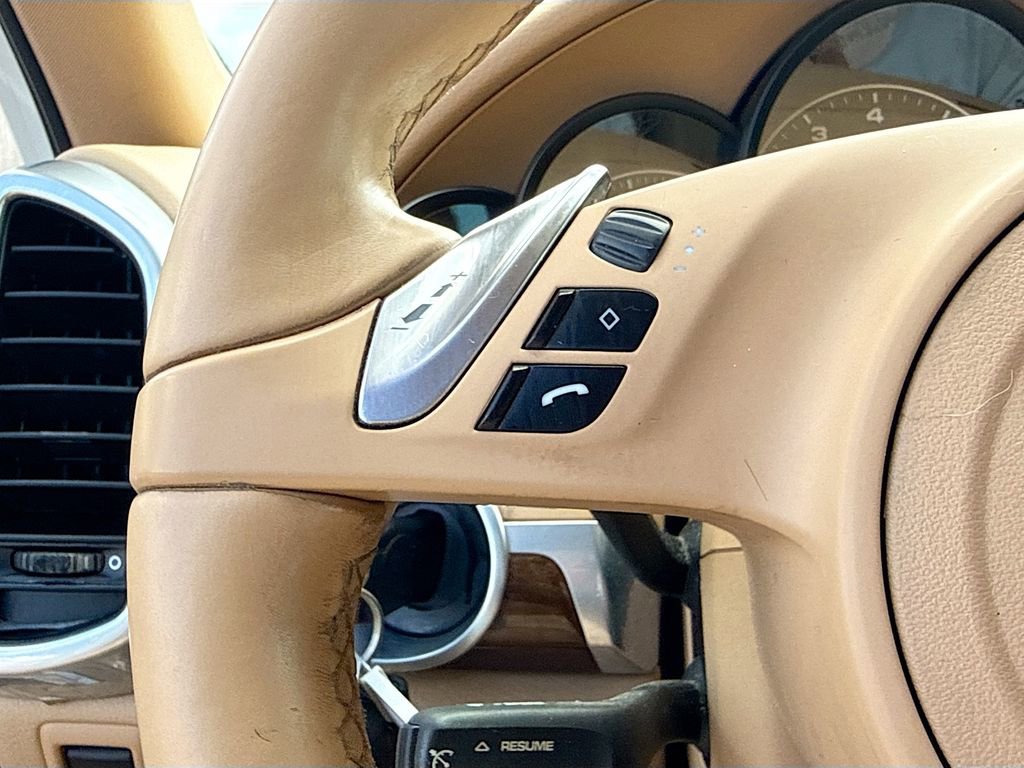 Used 2012 Porsche Cayenne image 34