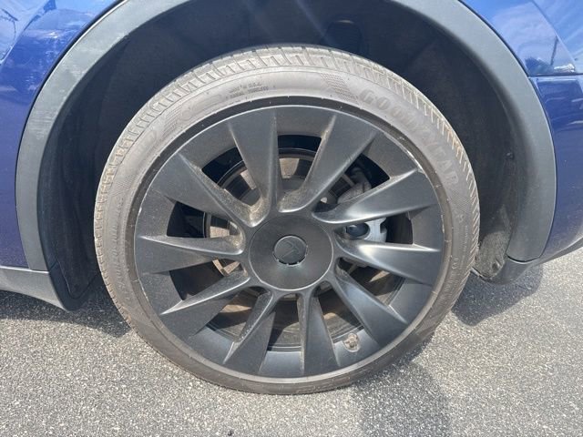 Used 2023 Tesla Model Y Long Range AWD/4WD image 15
