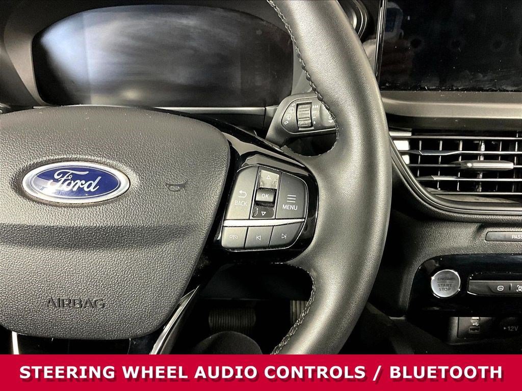 Used 2023 Ford Escape SE FWD image 12