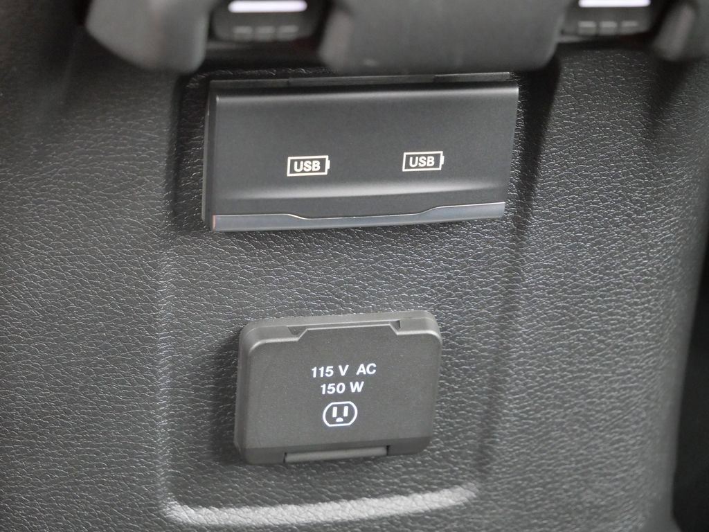 Used 2024 Jeep Wrangler Unlimited Rubicon 392 image 32