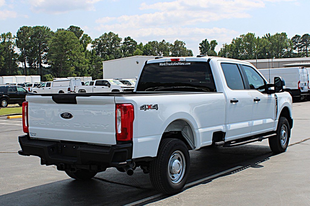 Used 2025 Ford F350 XL AWD/4WD image 5