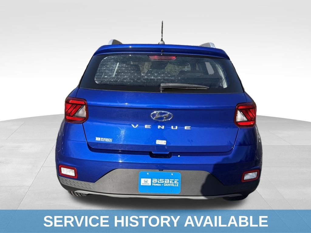 Used 2025 Hyundai Venue SEL image 6