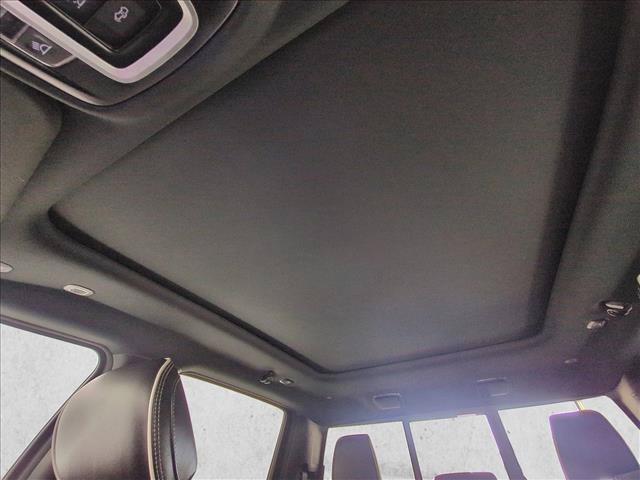 Used 2025 RAM 1500 Limited AWD/4WD image 16