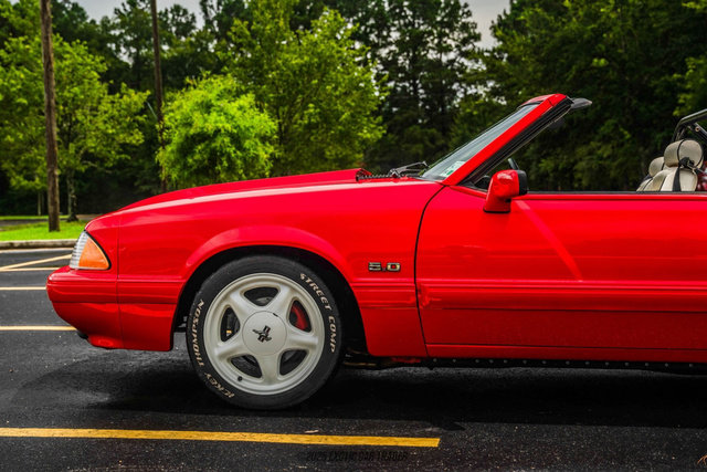 Used 1992 Ford Mustang LX image 4