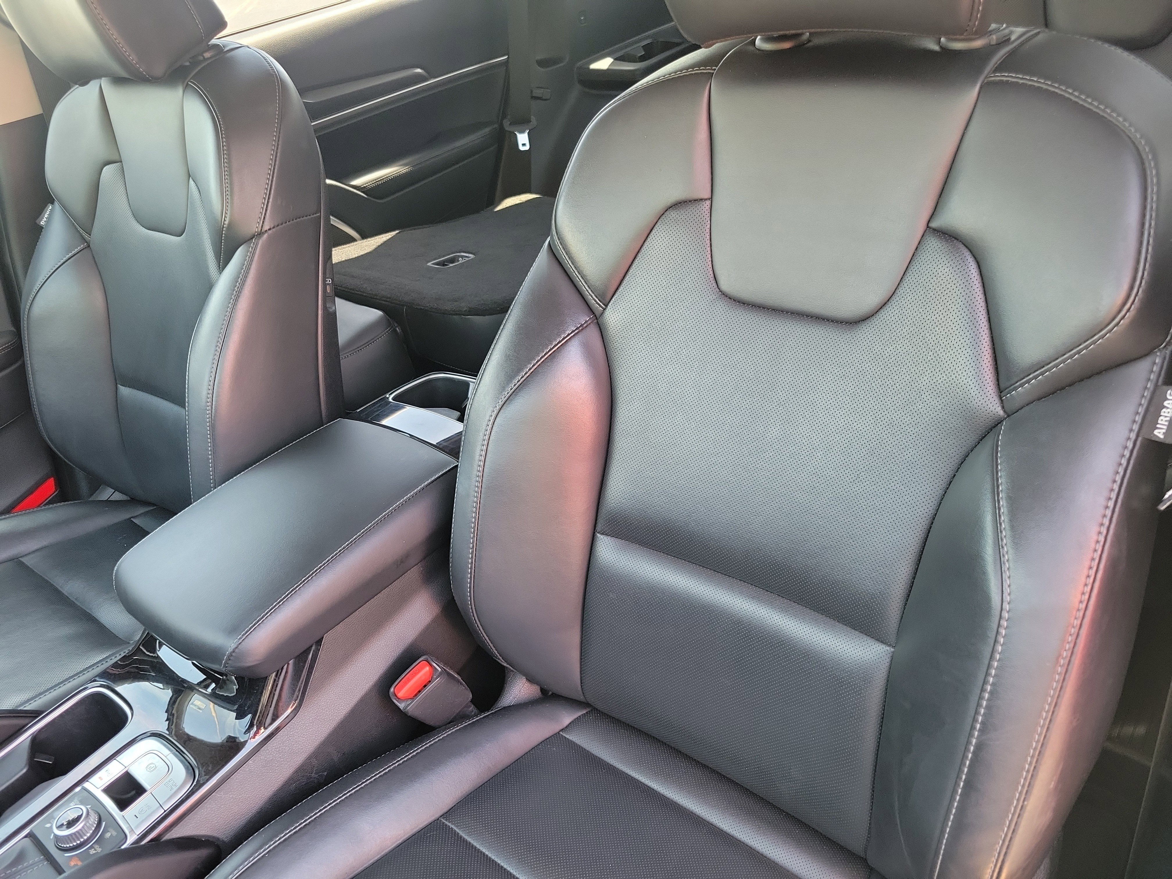 Used 2025 Kia Telluride S image 6