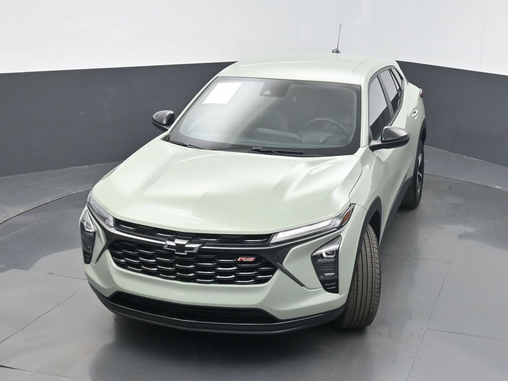 Used 2024 Chevrolet Trax RS w/ Driver Confidence Package image 35