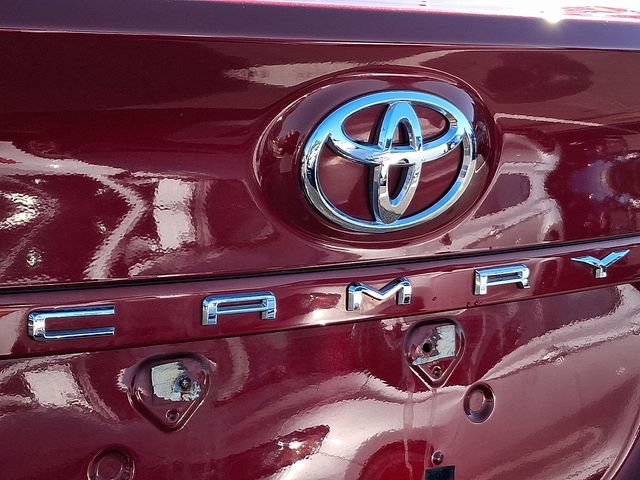 Used 2018 Toyota Camry LE w/ Convenience Package FWD image 29