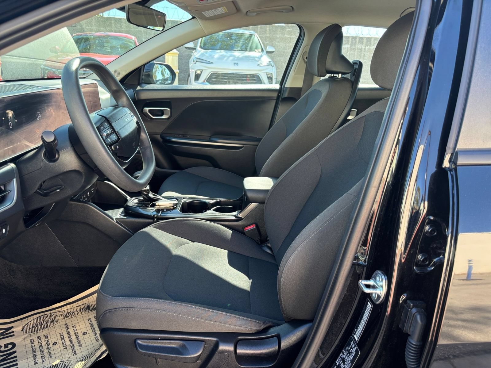 Used 2026 Kia K4 FWD image 26