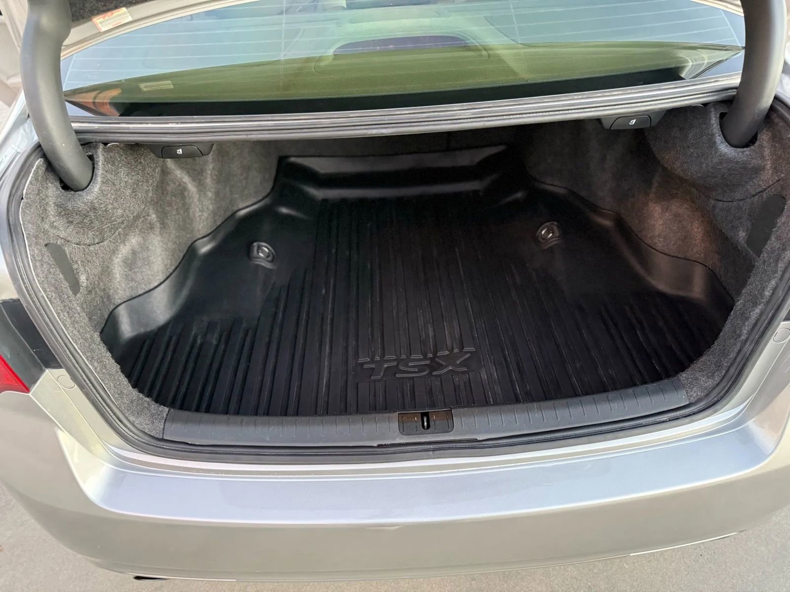 Used 2010 Acura TSX Sedan image 31