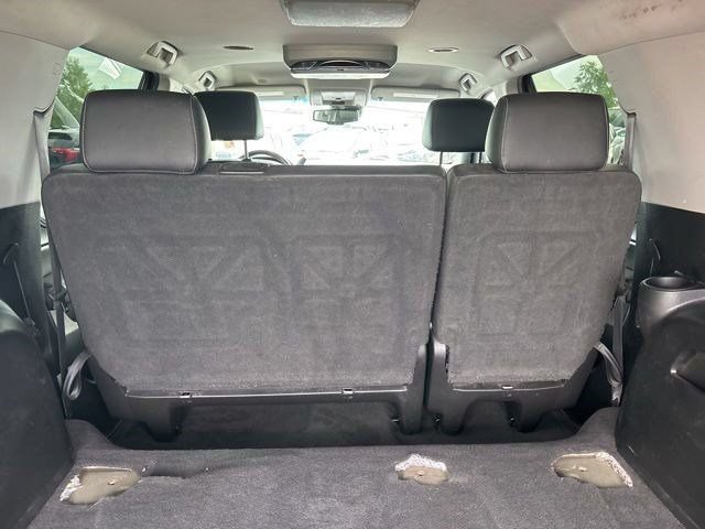 Used 2020 Chevrolet Suburban LT RWD image 34