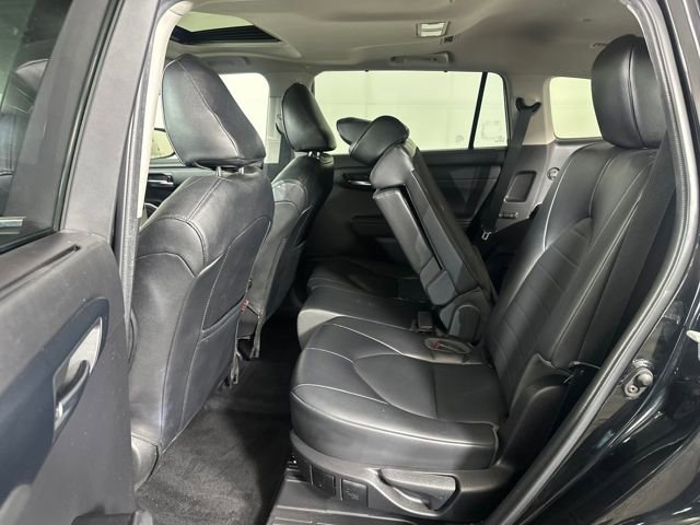 Used 2022 Toyota Highlander XLE image 26