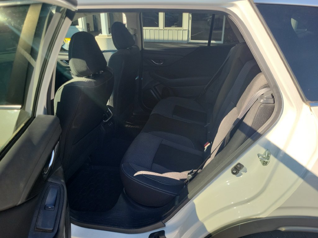 Certified 2022 Subaru Outback Premium AWD/4WD image 9