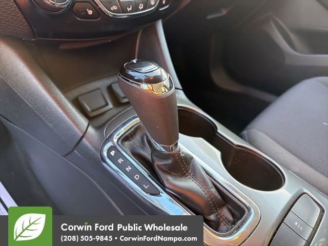 Used 2017 Chevrolet Cruze LT w/ Convenience Package image 19