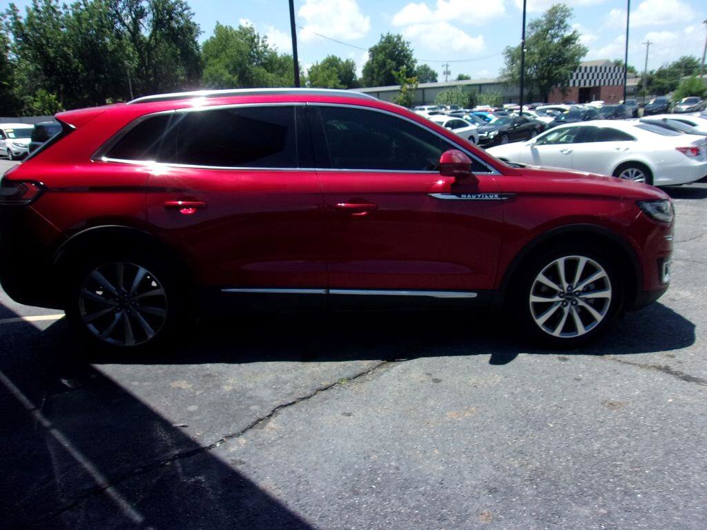 Used 2019 Lincoln Nautilus Select image 4