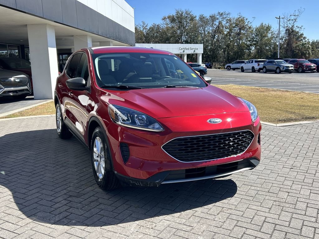 Used 2022 Ford Escape SE w/ Cold Weather Package image 7