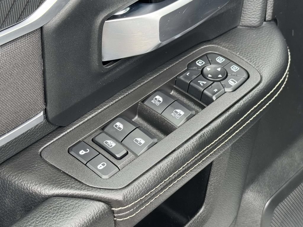 Used 2026 RAM 2500 Big Horn AWD/4WD image 29