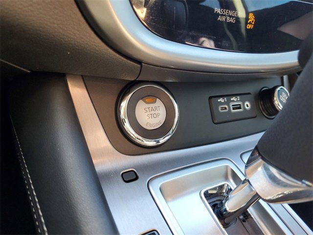 Certified 2024 Nissan Murano SV w/ SV Midnight Edition Package image 23